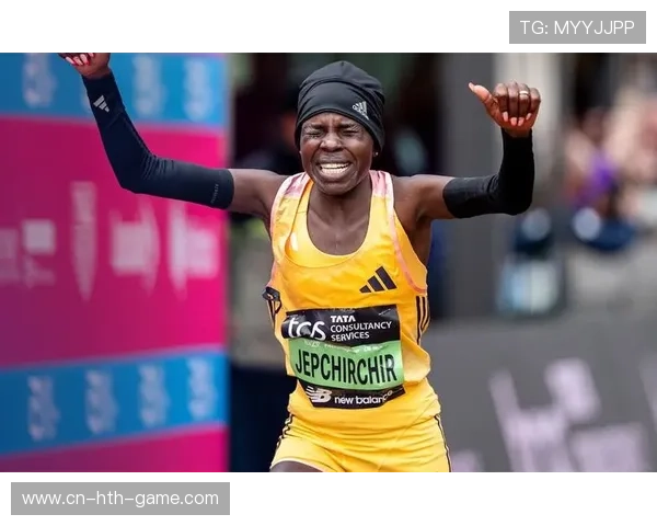 伦敦马拉松纯跑者打破历史纪录，现场气氛热烈，2020年伦敦马拉松全程视频